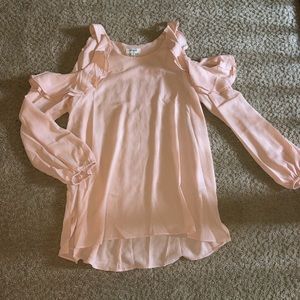 Cold shoulder dress shirt